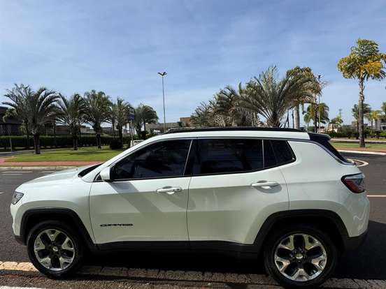 JEEP-COMPASS-2.0 16V DIESEL LONGITUDE 4X4 AUTOMÁTICO JEEP-COMPASS-2019