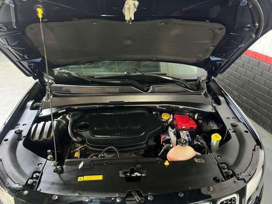 JEEP-COMPASS-2.0 16V FLEX LONGITUDE AUTOMÁTICO JEEP-COMPASS-2020