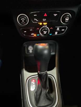 JEEP-COMPASS-2.0 16V FLEX LONGITUDE AUTOMÁTICO JEEP-COMPASS-2020