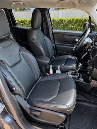 JEEP-RENEGADE-2023