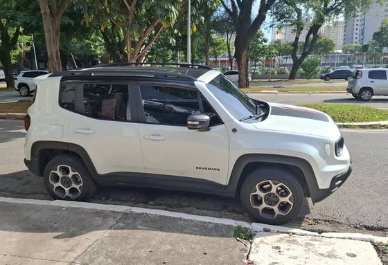 JEEP RENEGADE 1.3 T270 TURBO FLEX TRAILHAWK 4X4 AT9