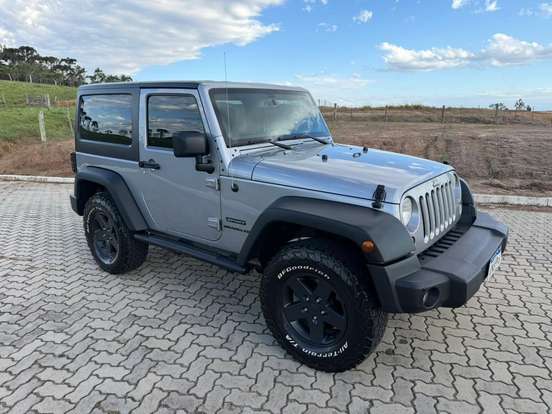JEEP-WRANGLER-2013