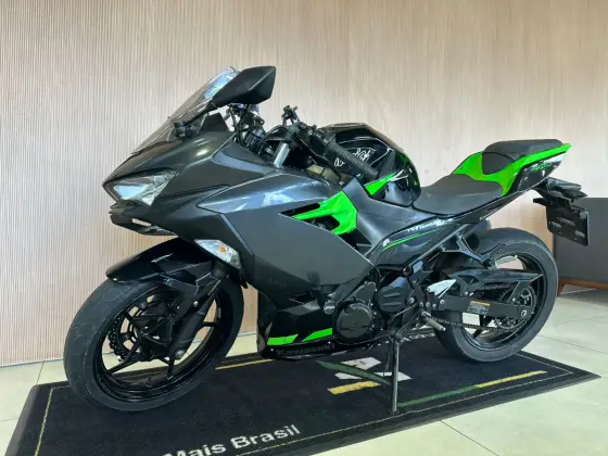 KAWASAKI NINJA 400 