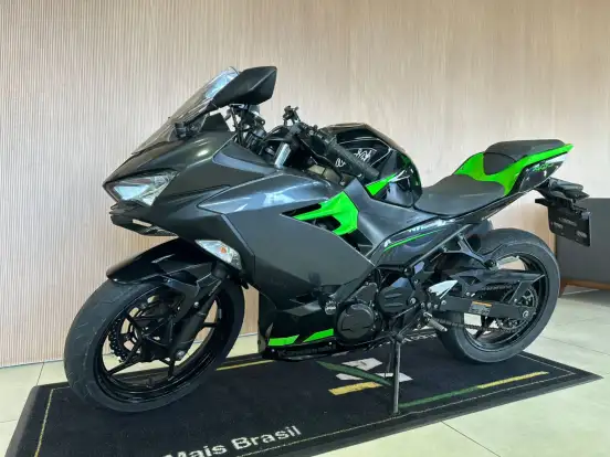 KAWASAKI-NINJA 400-2019