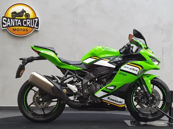 KAWASAKI NINJA ZX-4R SE 