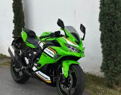 KAWASAKI NINJA ZX-4R KAWASAKI NINJA ZX-4R