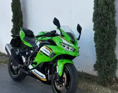 KAWASAKI NINJA ZX-4RR KAWASAKI NINJA ZX-4RR