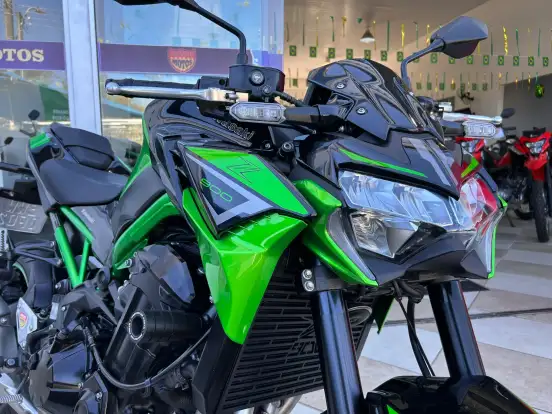KAWASAKI-Z900 KAWASAKI-Z900-2022