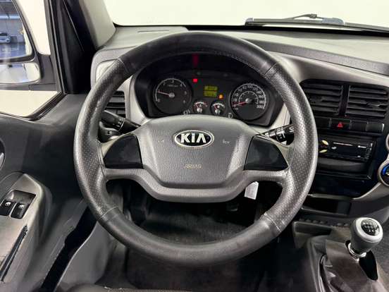 KIA-BONGO-2.5 K-2500 4X2 CS TURBO DIESEL 2P MANUAL KIA-BONGO-2014