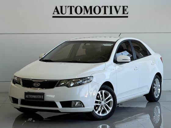 KIA CERATO 1.6 EX3 SEDAN 16V GASOLINA 4P MANUAL