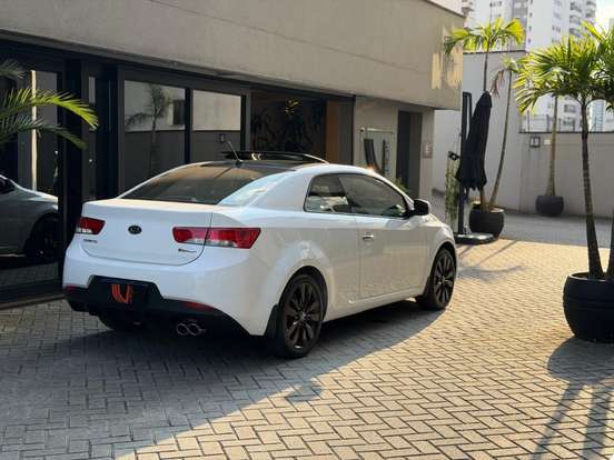 KIA-CERATO-2.0 KOUP 16V GASOLINA 2P AUTOMÁTICO KIA-CERATO-2011