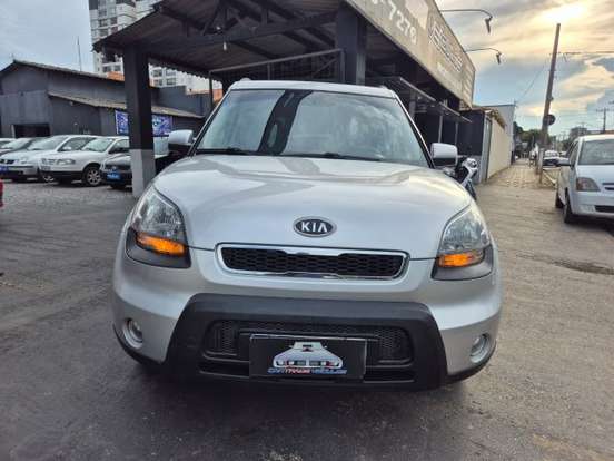 KIA-SOUL-2010