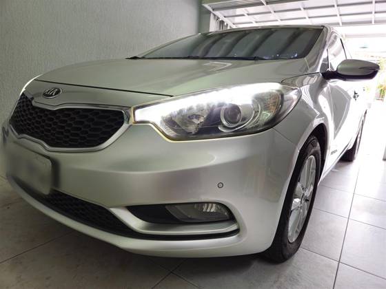 KIA CERATO 1.6 SX 16V FLEX 4P AUTOMÁTICO