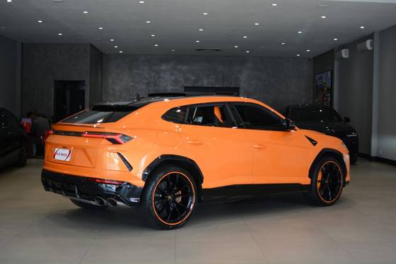 LAMBORGHINI URUS 4.0 V8 TURBO GASOLINA LP650-4 AUTOMÁTICO