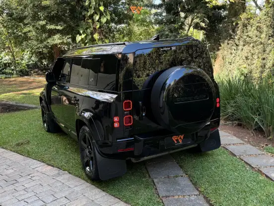 LAND ROVER-DEFENDER-2.0 P300 GASOLINA 110 SE AWD AUTOMÁTICO LAND ROVER-DEFENDER-2020