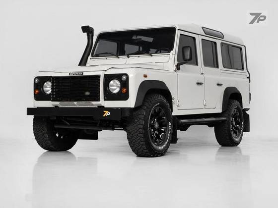 LAND ROVER DEFENDER 2.5 COUNTY SW 110 4X4 TURBO DIESEL 4P MANUAL