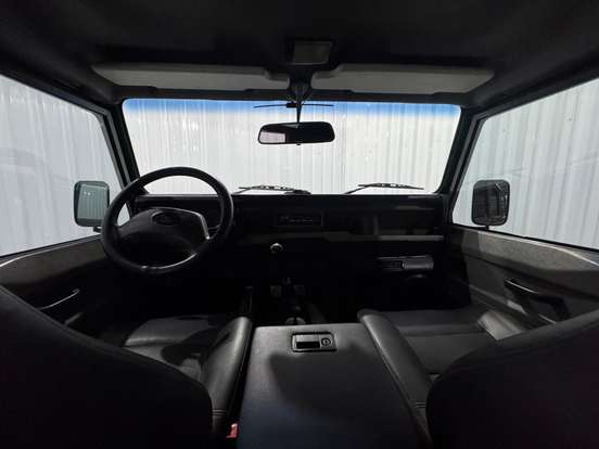 LAND ROVER-DEFENDER-2.5 CSW 110 4X4 TURBO DIESEL 4P MANUAL LAND ROVER-DEFENDER-2000