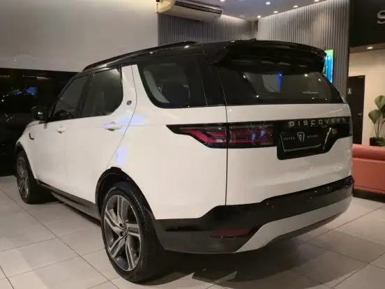 LAND ROVER-DISCOVERY-3.0 D300 TURBO DIESEL MHEV METROPOLITAN EDITION AUTOMÁTICO LAND ROVER-DISCOVERY-2024