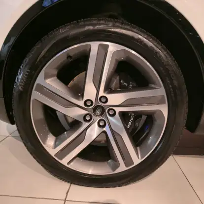 LAND ROVER-DISCOVERY-2024