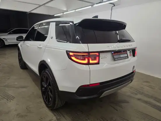 LAND ROVER-DISCOVERY SPORT-2021