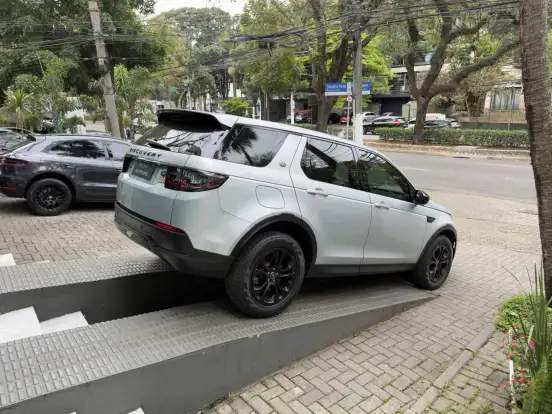 LAND ROVER-DISCOVERY SPORT-2020