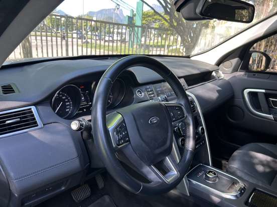 LAND ROVER-DISCOVERY SPORT-2018
