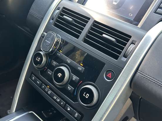 LAND ROVER-DISCOVERY SPORT-2.0 16V SI4 TURBO GASOLINA SE 4P AUTOMÁTICO LAND ROVER-DISCOVERY SPORT-2018