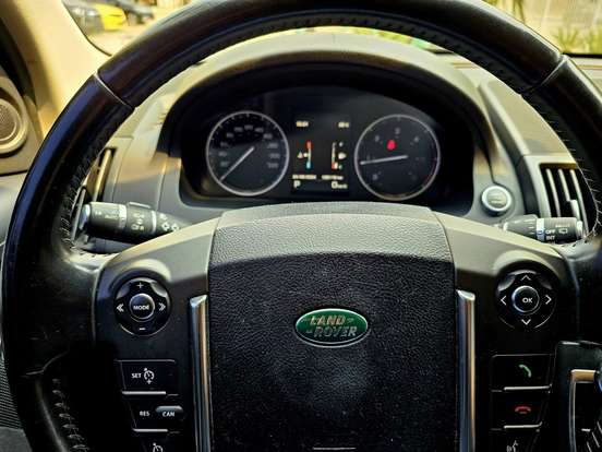 LAND ROVER-FREELANDER 2-2014