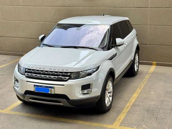 LAND ROVER-RANGE ROVER EVOQUE-2.0 PURE 4WD 16V GASOLINA 4P AUTOMÁTICO LAND ROVER-RANGE ROVER EVOQUE-2014