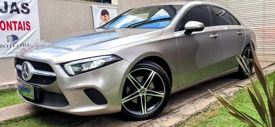 MERCEDES-BENZ-A 200-2019