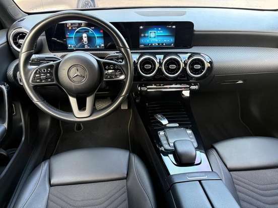 MERCEDES-BENZ-A 200-1.3 CGI GASOLINA STYLE SEDAN 7G-DCT MERCEDES-BENZ-A 200-2020
