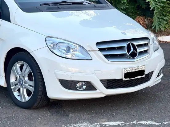 MERCEDES-BENZ-B 180-1.7 8V GASOLINA 4P AUTOMÁTICO MERCEDES-BENZ-B 180-2011