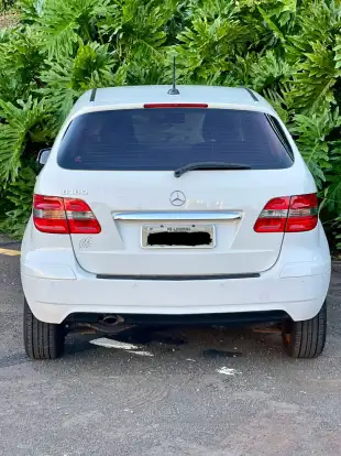 MERCEDES-BENZ-B 180-2011