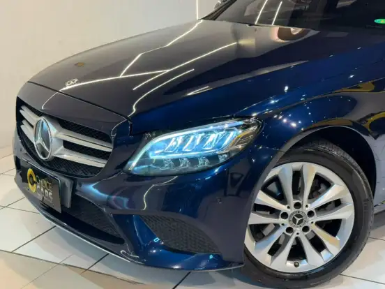 MERCEDES-BENZ-C 200-2019