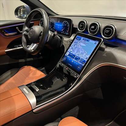 MERCEDES-BENZ-C 200-2023