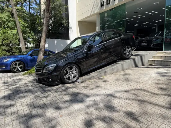 MERCEDES-BENZ C 63 AMG 6.3 SEDAN V8 GASOLINA 4P AUTOMATICO MERCEDES-BENZ C 63 AMG 6.3 SEDAN V8 GASOLINA 4P AUTOMATICO