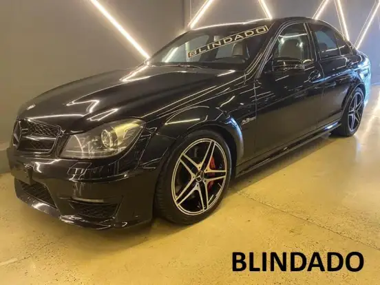 MERCEDES-BENZ-C 63 AMG-2011