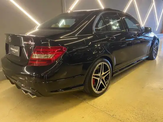 MERCEDES-BENZ-C 63 AMG-6.3 SEDAN V8 GASOLINA 4P AUTOMATICO MERCEDES-BENZ-C 63 AMG-2011