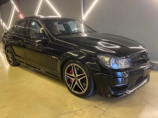 MERCEDES-BENZ-C 63 AMG-6.3 SEDAN V8 GASOLINA 4P AUTOMATICO MERCEDES-BENZ-C 63 AMG-2011