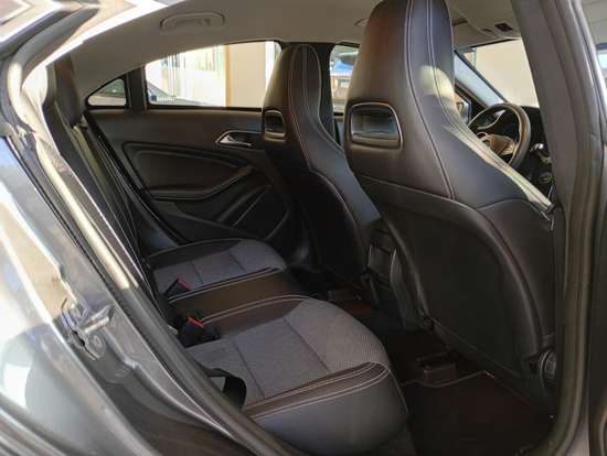 MERCEDES-BENZ-CLA 180-2018
