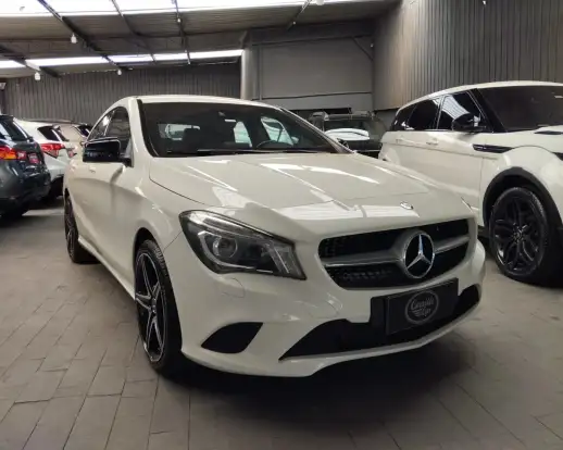 MERCEDES-BENZ-CLA 200-2015