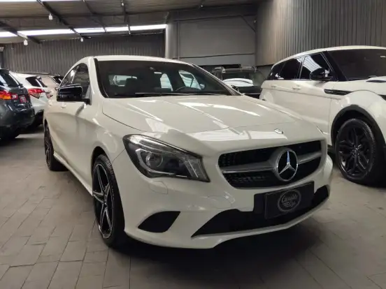 MERCEDES-BENZ-CLA 200-1.6 URBAN 16V GASOLINA 4P AUTOMÁTICO MERCEDES-BENZ-CLA 200-2015