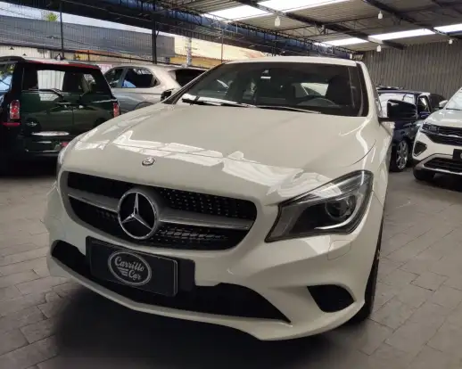MERCEDES-BENZ-CLA 200-2015