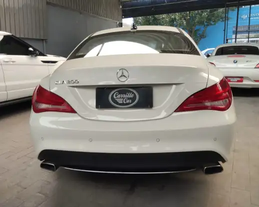 MERCEDES-BENZ-CLA 200-1.6 URBAN 16V GASOLINA 4P AUTOMÁTICO MERCEDES-BENZ-CLA 200-2015