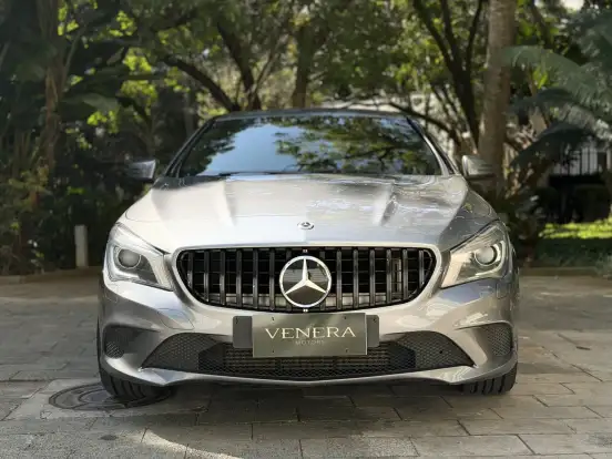 MERCEDES-BENZ-CLA 200-2015