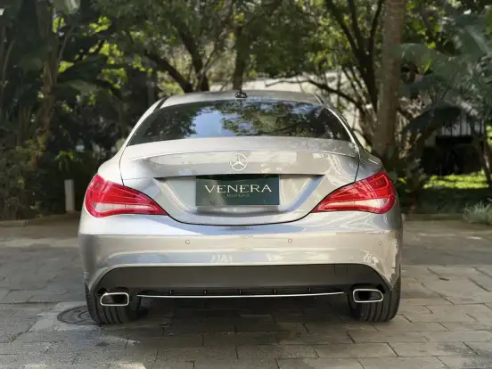 MERCEDES-BENZ-CLA 200-2015