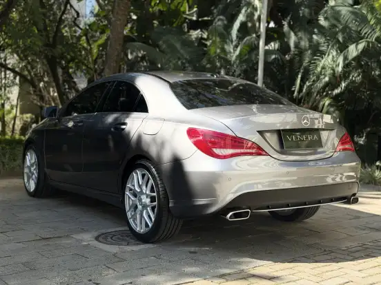 MERCEDES-BENZ-CLA 200-2015