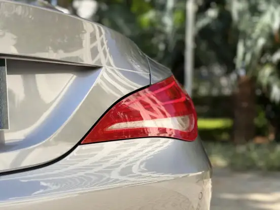 MERCEDES-BENZ-CLA 200-1.6 URBAN 16V GASOLINA 4P AUTOMÁTICO MERCEDES-BENZ-CLA 200-2015