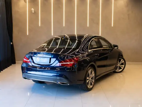 MERCEDES-BENZ-CLA 200-1.6 VISION 16V FLEX 4P AUTOMÁTICO MERCEDES-BENZ-CLA 200-2017