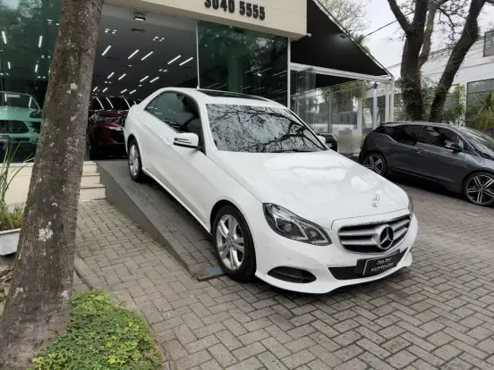 MERCEDES-BENZ-E 250-2.0 AVANTGARDE 16V TURBO GASOLINA 4P AUTOMÁTICO MERCEDES-BENZ-E 250-2015